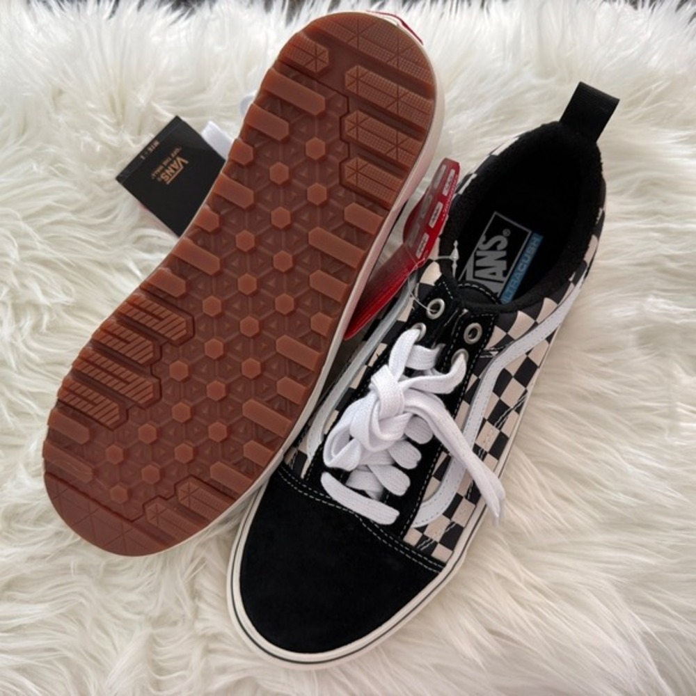 Vans Old Skool MTE 1 Checkerboard Men's Shoes NEW 9.5 Insulated Black White - Picture 6 of 8